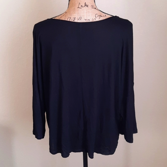 Los Angeles top - Picture 2 of 5